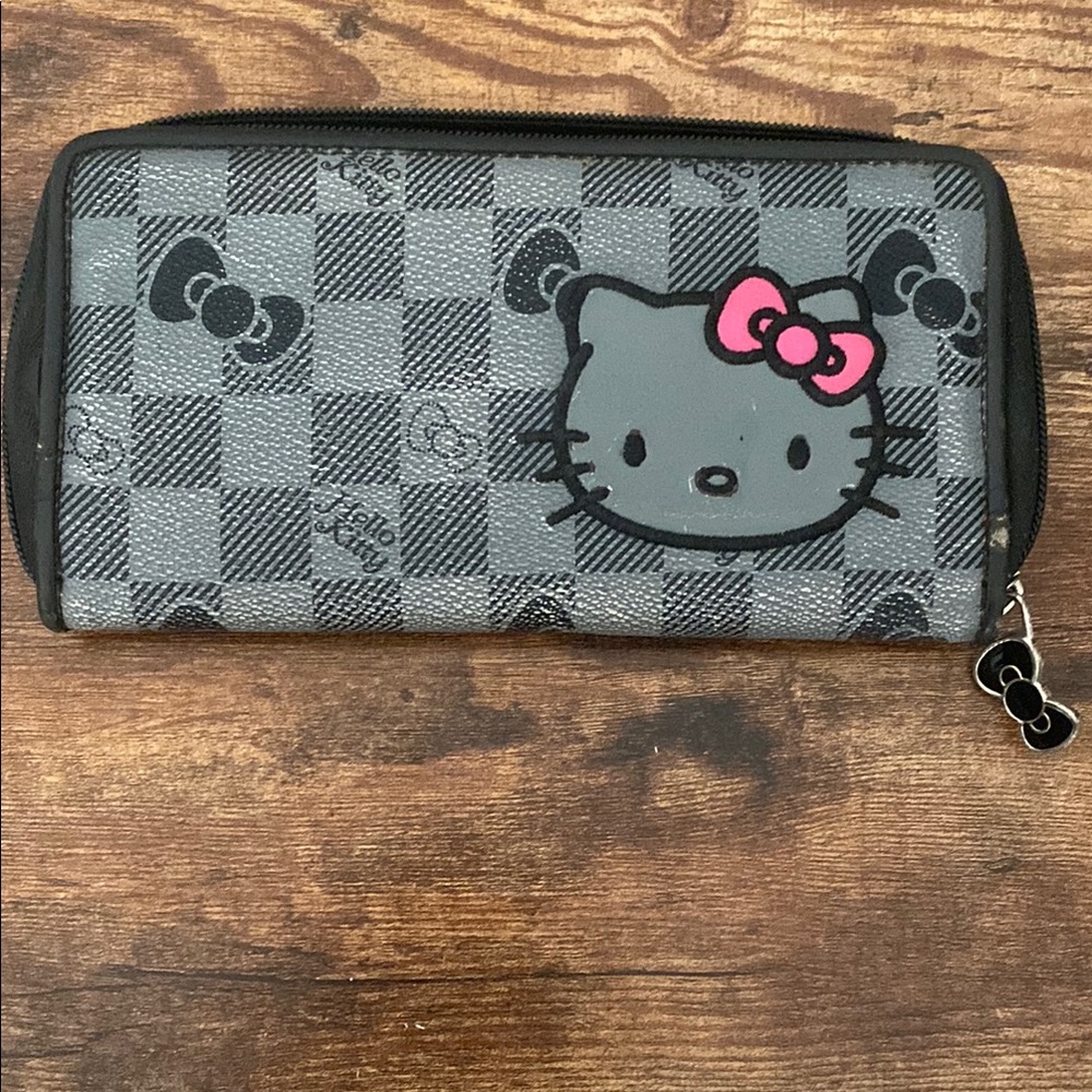 Sanrio Hello Kitty Gray and Pink Wallet